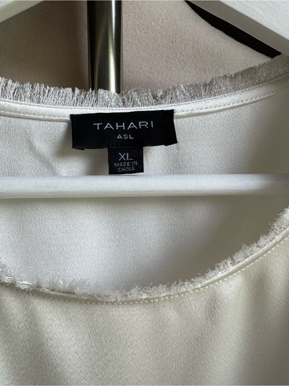 Tahari White Polyester Top with Fringe Detail